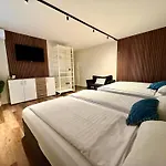 Boutique 3*